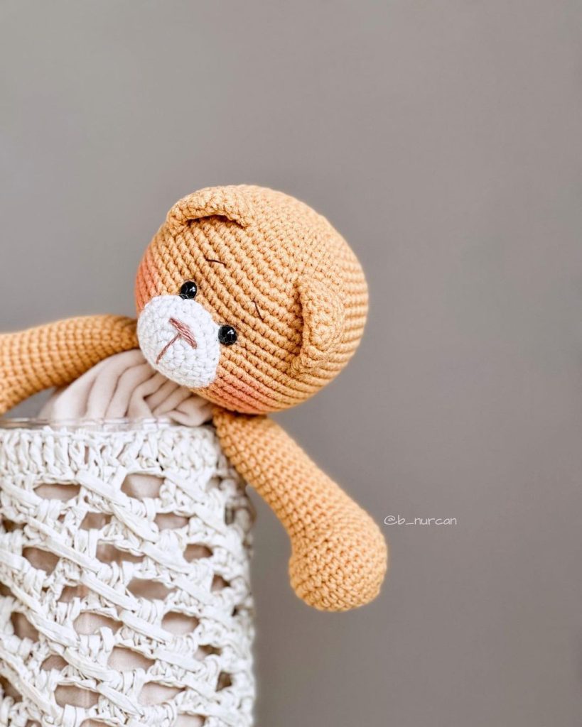 Müslin Uyku Arkadaşı amigurumi tarifi