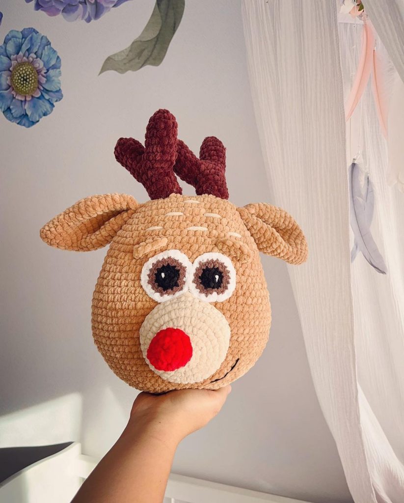 Rudy  Plush Pillow amigurumi tarifi