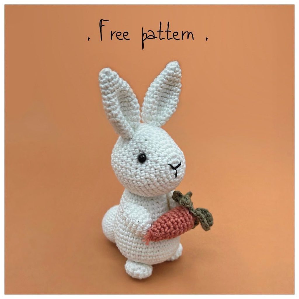 Bunny With Carrots amigurumi tarifi