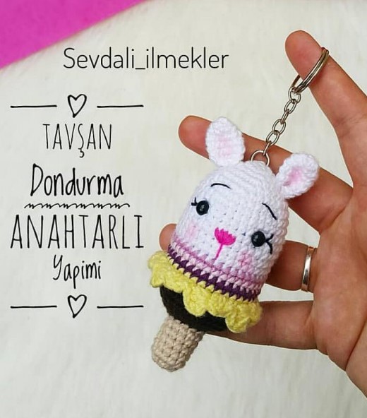 Tavşan Dondurma Anahtarlık amigurumi tarifi