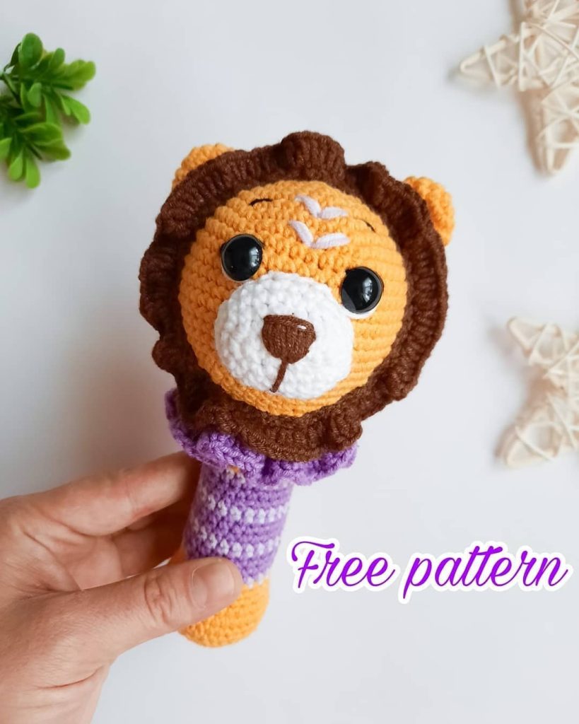 Rattle Lion amigurumi tarifi