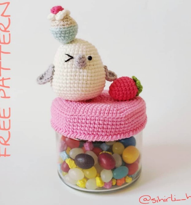 Kavanoz Süsü amigurumi tarifi