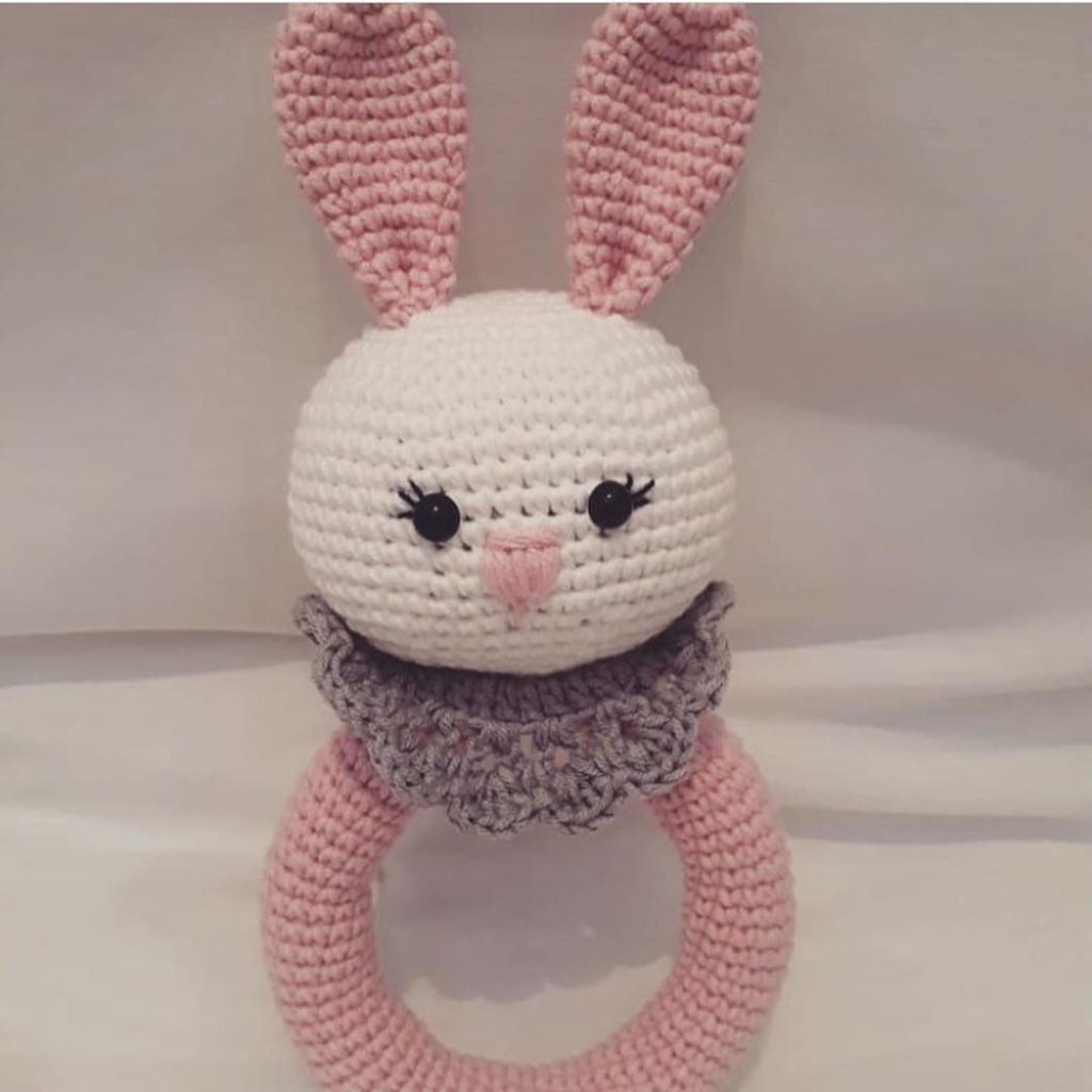 Tavşanlı Çıngırak amigurumi tarifi