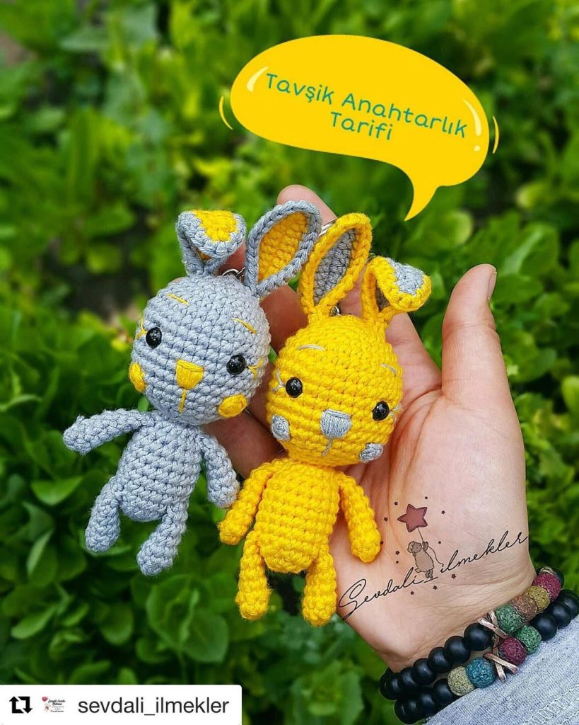Tavşik Anahtarlık amigurumi tarifi