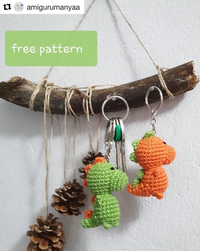 Dinazor Anahtarlık amigurumi tarifi