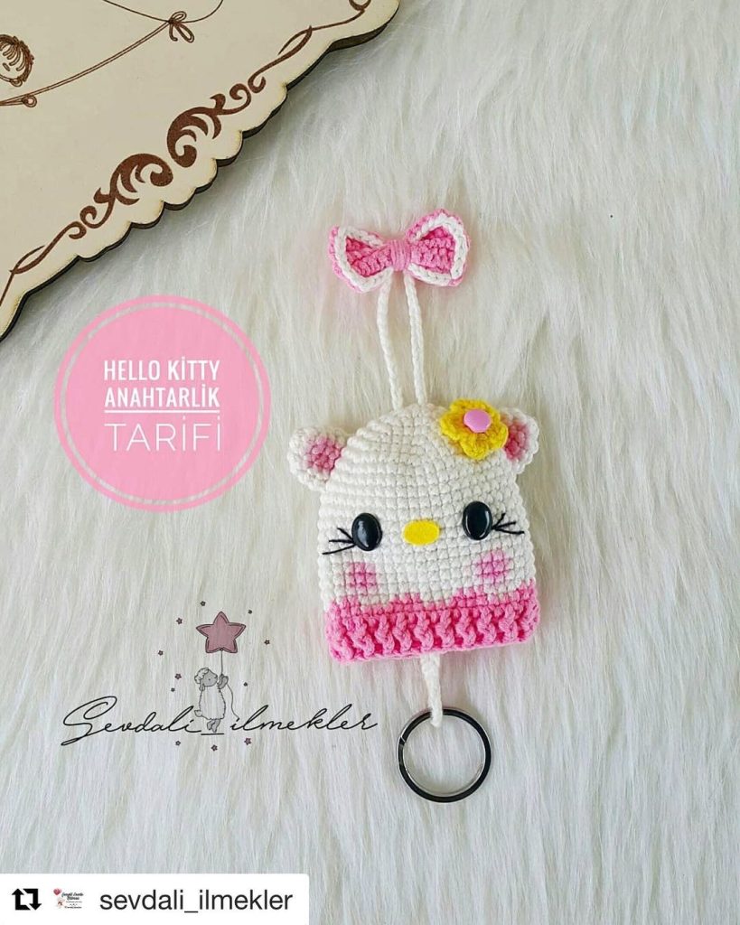 Hello Kity Anahtarlık amigurumi tarifi