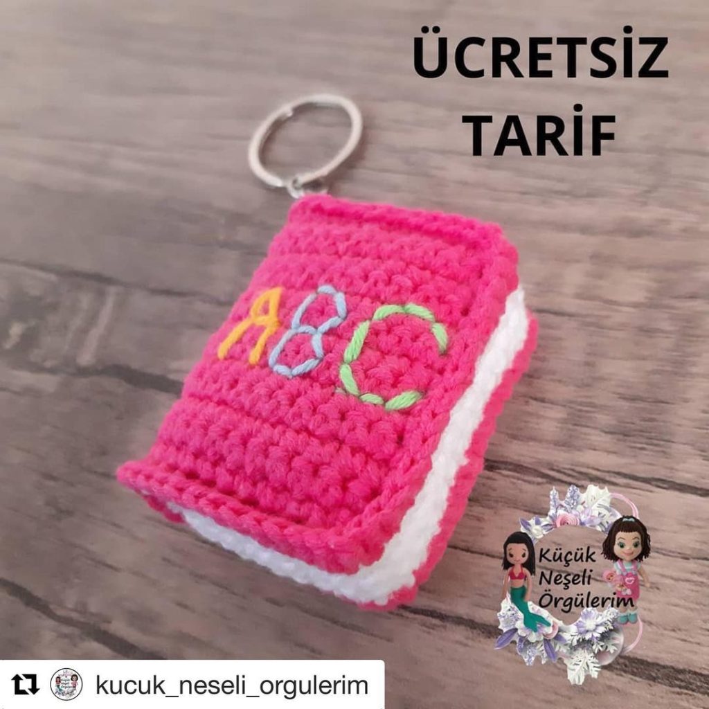 Kitap Anahtalık amigurumi tarifi