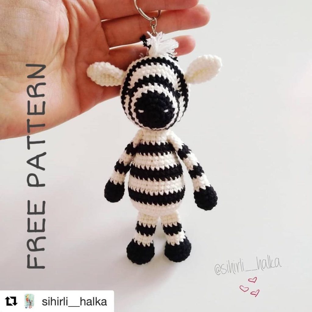 Zebra Anahtarlık amigurumi tarifi