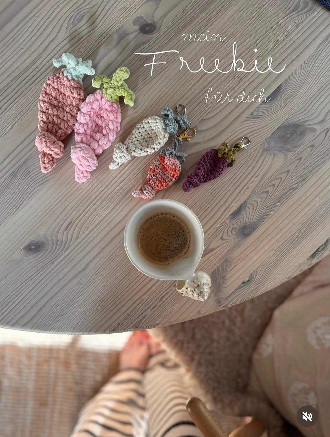 Mini Havuç Amigurumi